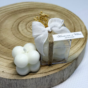 Подаръчна свещ